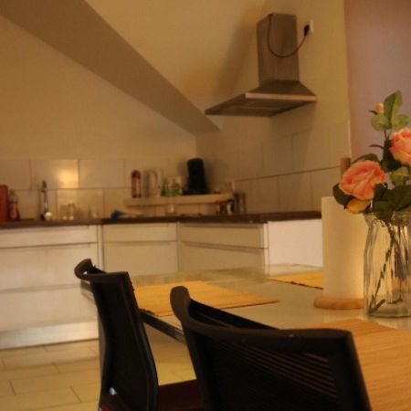 Le Wolf - 1 Chambre Dans Un T3 - 5Mn Tram Du Centre Ville - 15Mn Tram Gare Tgv Mulhouse - Wifi - Parking Exterior photo